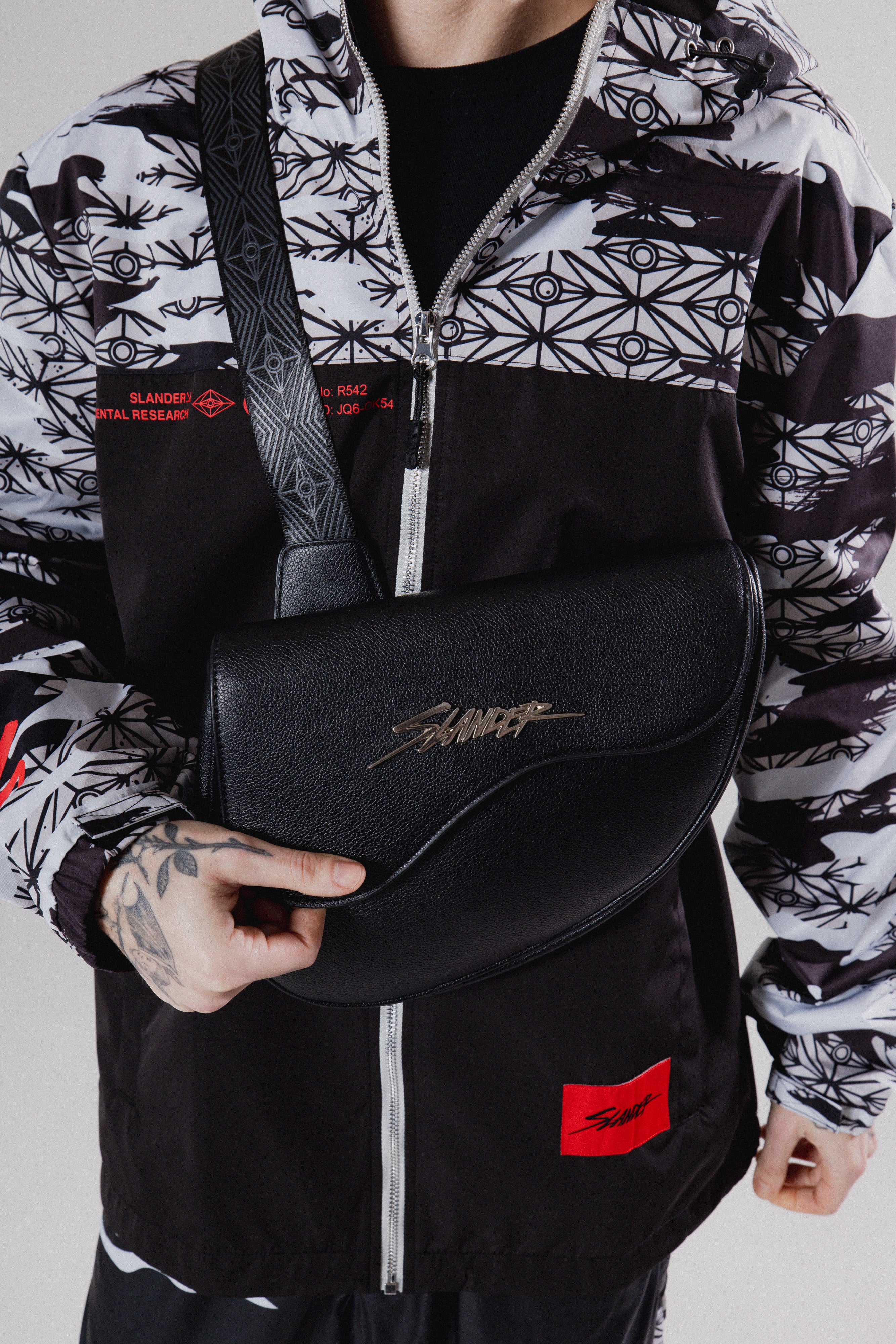 SLANDER SADDLE BAG - Crossbody Bag Slander Merchandise